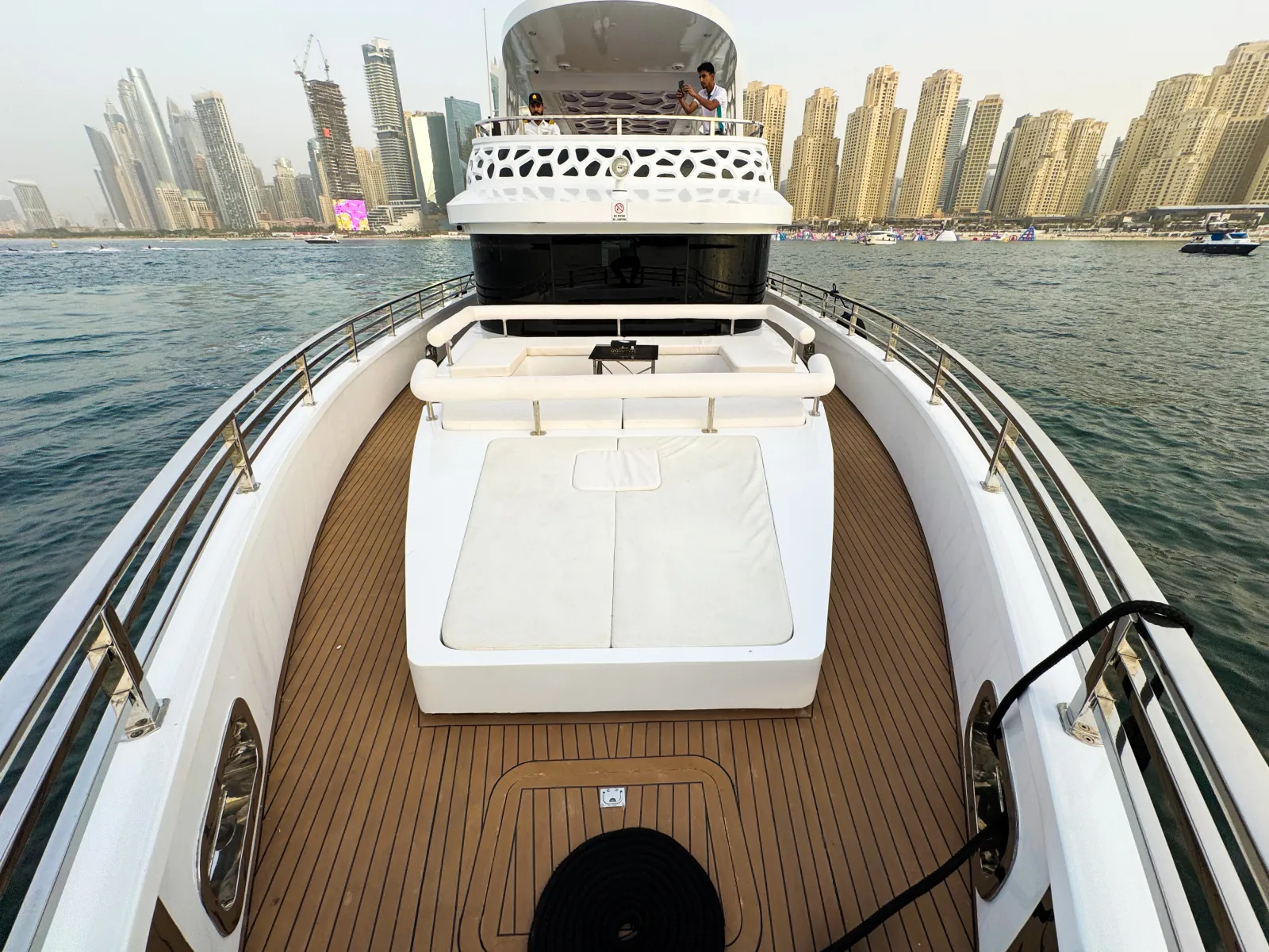 Arabian Pearl 101 yacht charter in Dubai – photo 6