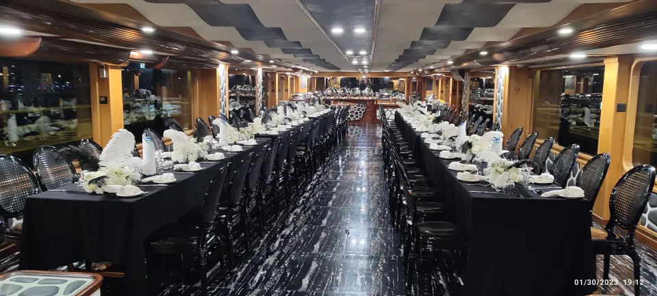 Desert Rose yacht charter in Dubai – photo 23