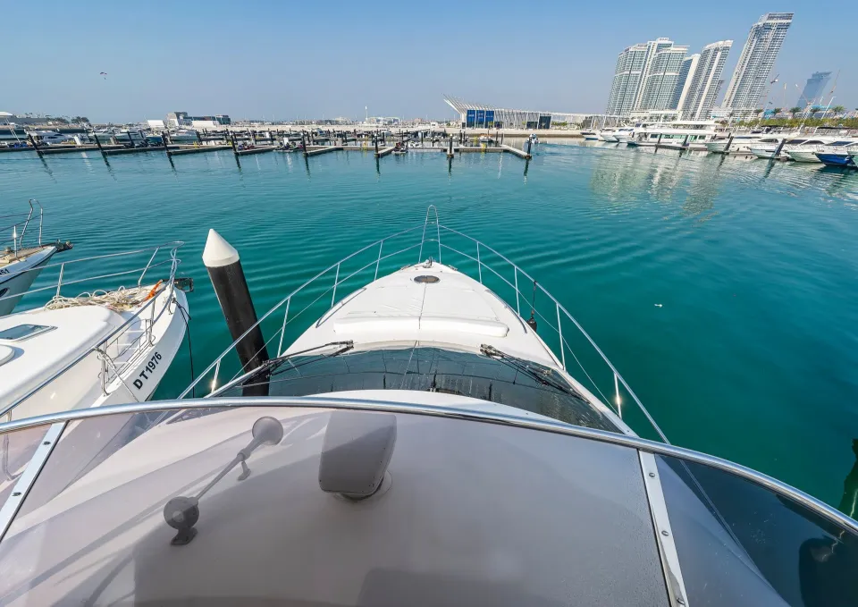 Jasmine yacht charter in Dubai – photo 3