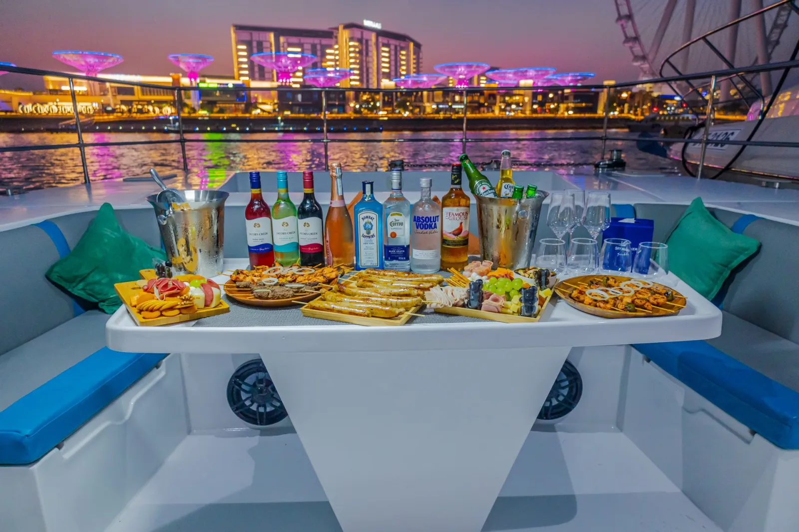 Jump yacht charter in Dubai – photo 2