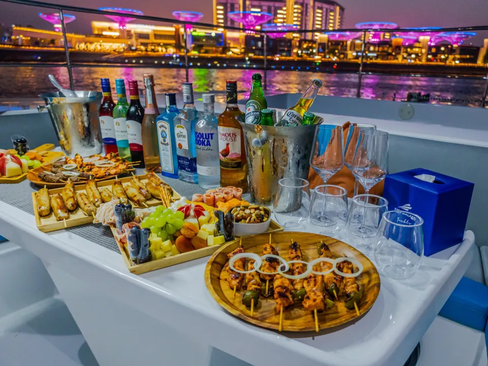 Jump yacht charter in Dubai – photo 3