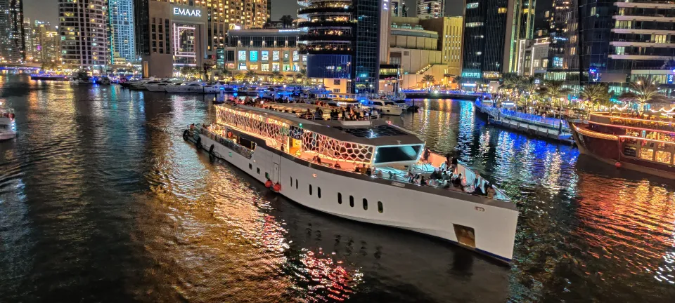 Lotus 240 yacht charter in Dubai – photo 7