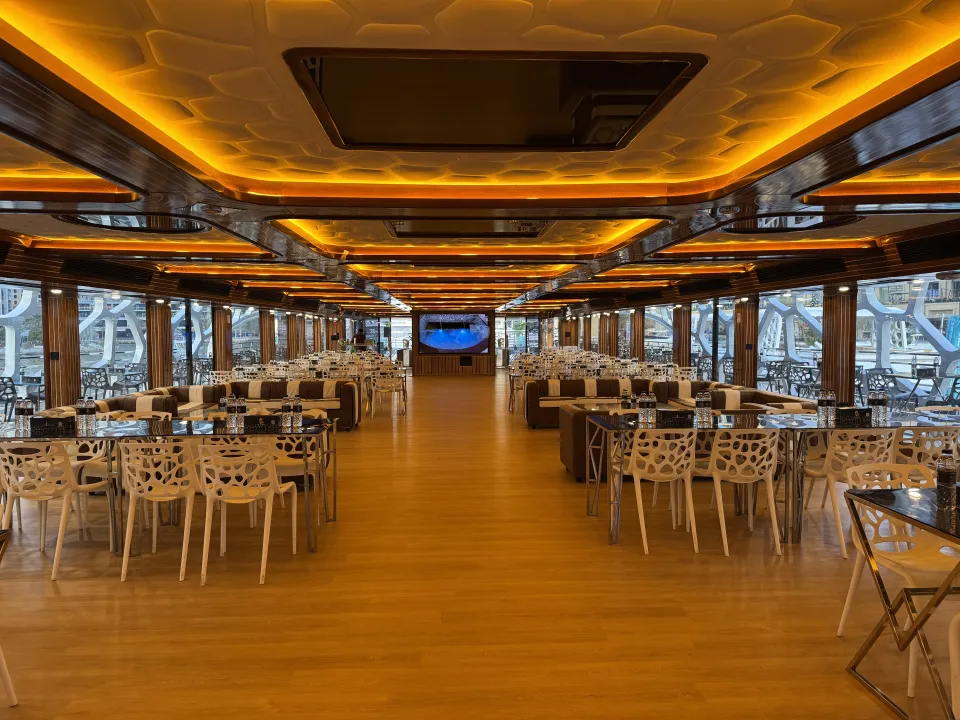 Lotus Royale yacht charter in Dubai – photo 11