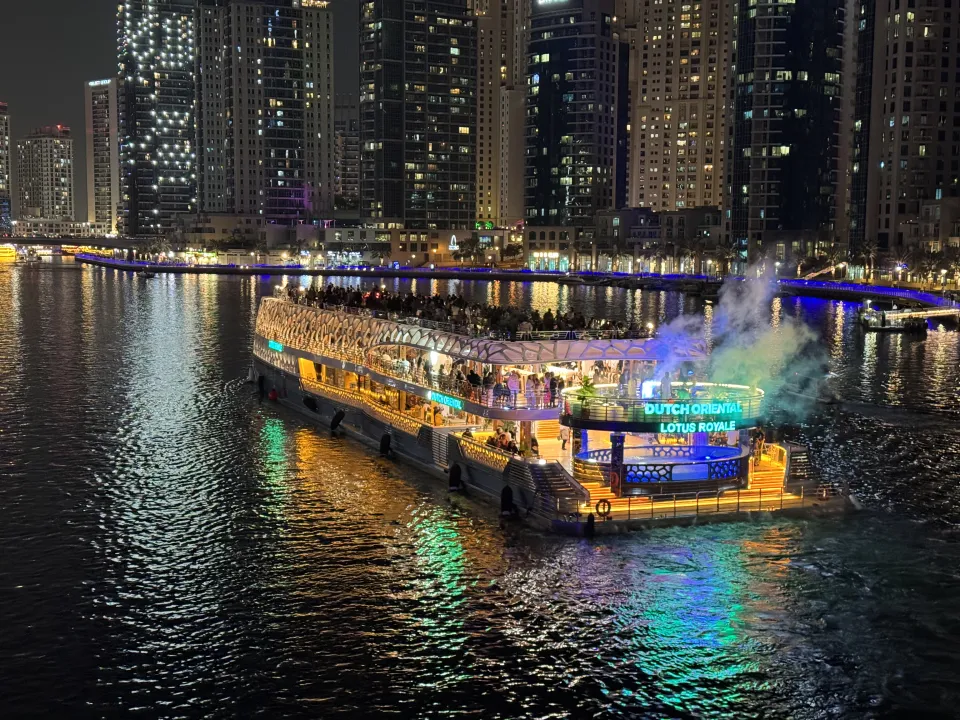 Lotus Royale yacht charter in Dubai – photo 5