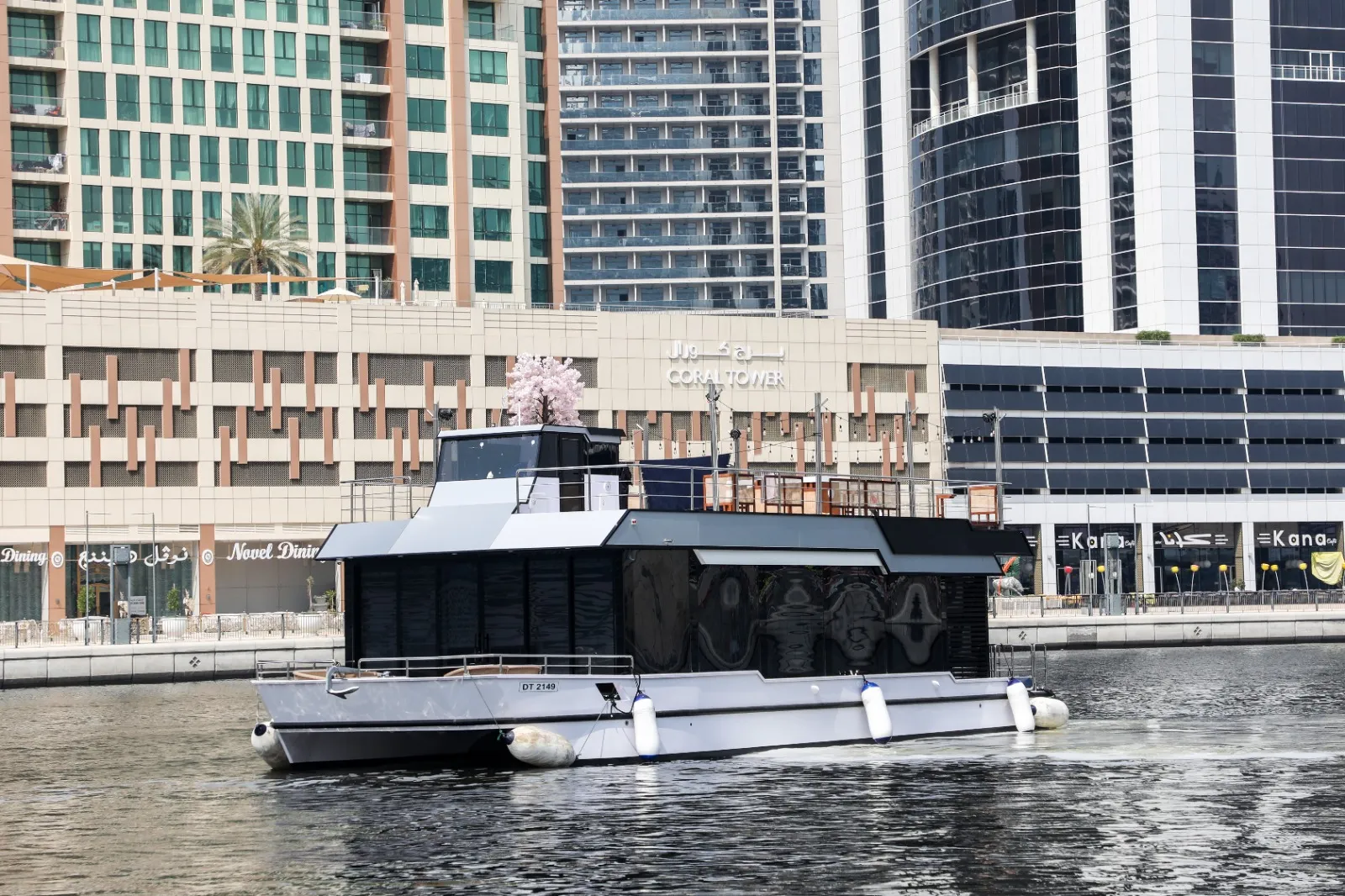 Lusso Houseboat yacht charter in Dubai – photo 1