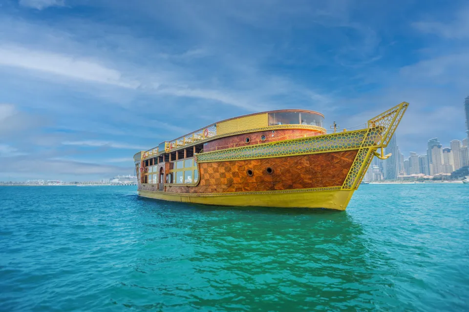 Ocean Empress yacht charter in Dubai – photo 3