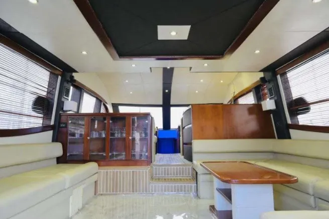 Superfly yacht charter in Dubai – photo 2