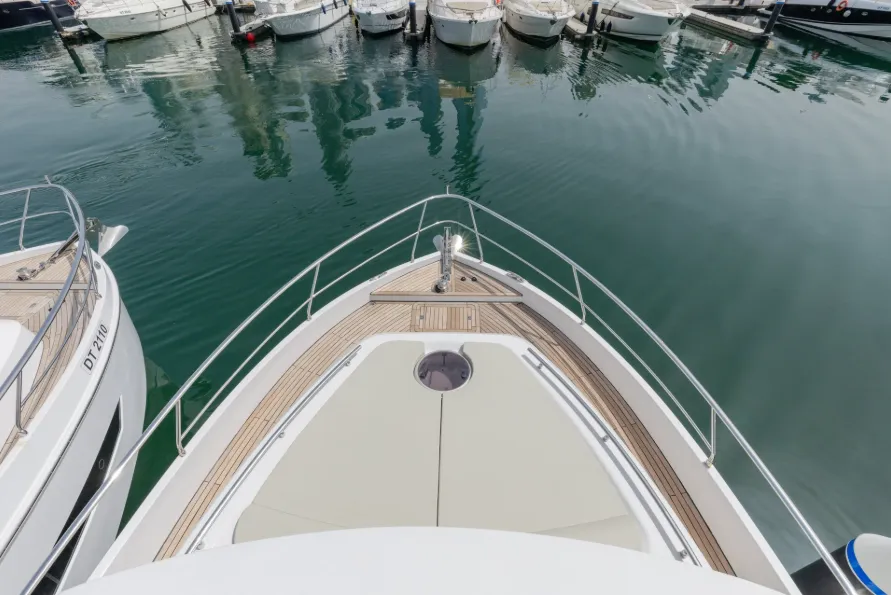 Taka yacht charter in Dubai – photo 3