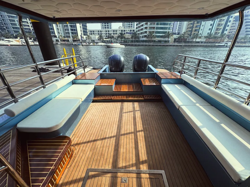 Titan yacht charter in Dubai – photo 5
