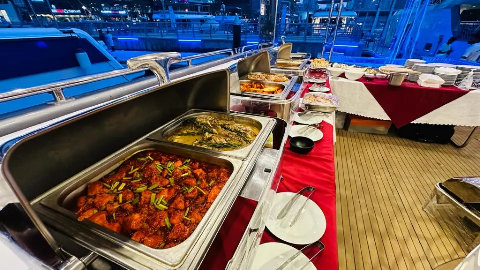 Virgo 88 yacht charter in Dubai – photo 5
